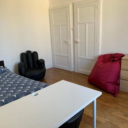 Дом отдыха Maison Cosy Au Coeur De Avec Jacuzzi